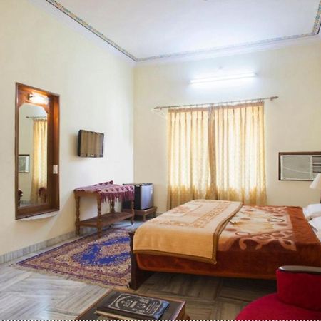 فندق نيو بارك بوشكار المظهر الخارجي الصورة